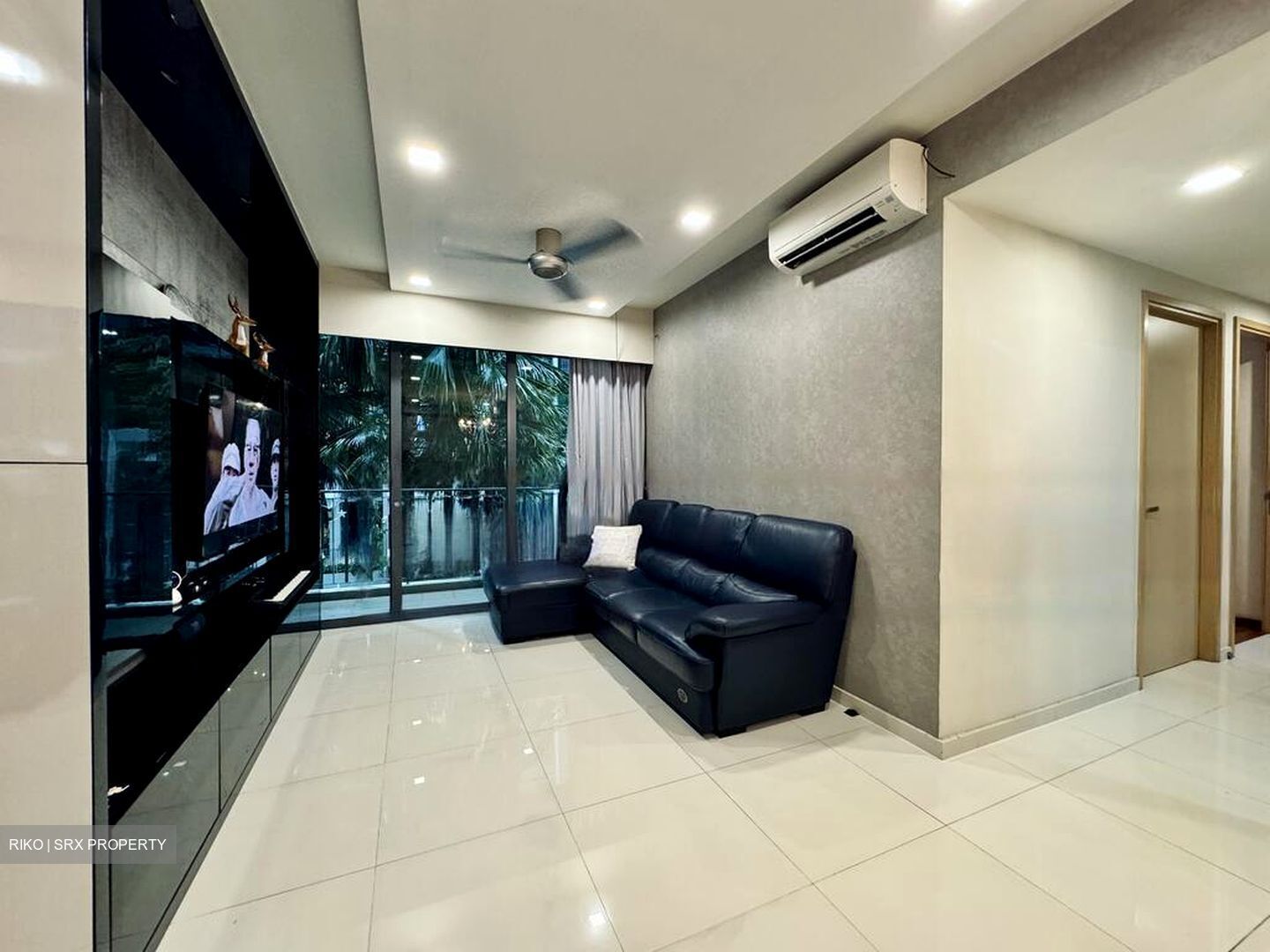 Esparina Residences (D19), Condominium #592554371